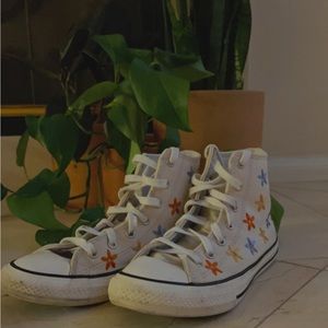 Embroider Flower Converse